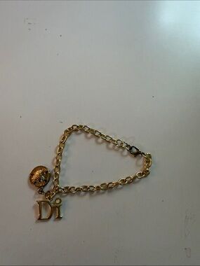 Gold 'Di' Charm Chain Bracelet - Women Jewelry